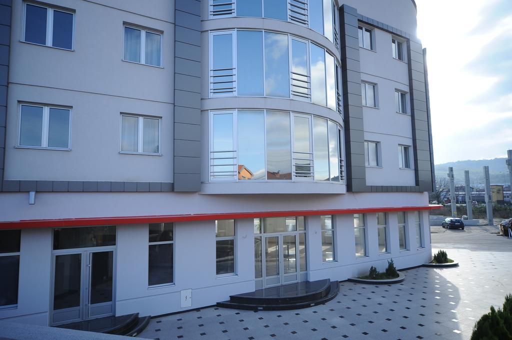 Garni Uni Elita Lux Hotel Nis Exterior photo