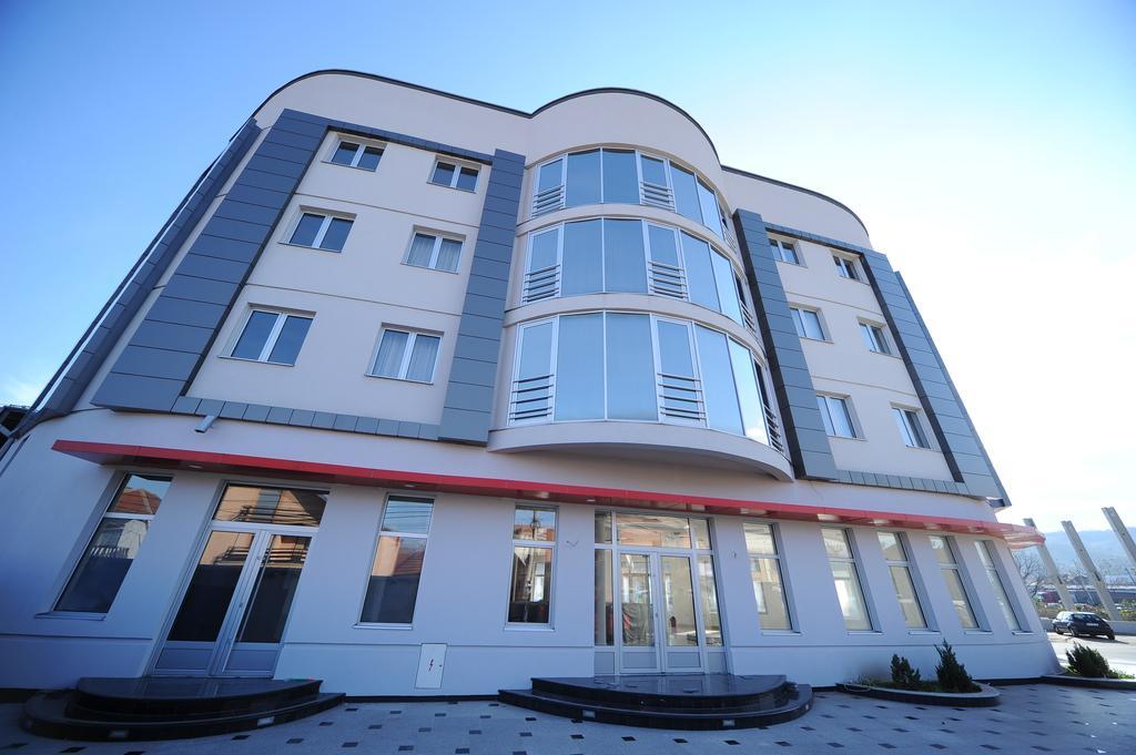 Garni Uni Elita Lux Hotel Nis Exterior photo