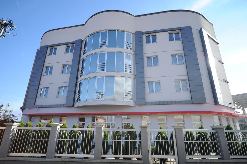 Garni Uni Elita Lux Hotel Nis Exterior photo